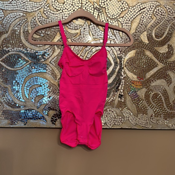 SOLD !!! SKIMS NWOT SIZE S/M SCULPT SHAPEWEAR - Picture 2 of 6